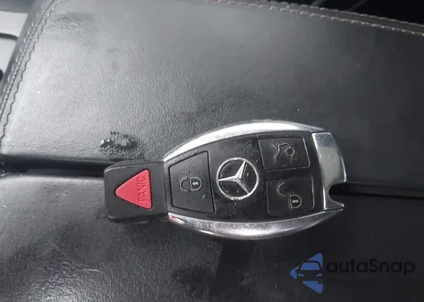 2014 Mercedes-Benz E 63 Amg S 4Matic z USA, uszkodzony, nr VIN WDDHF7GB8EA844053